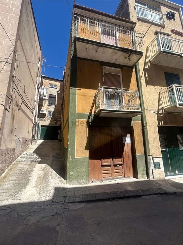 casa indipendente in vendita a Mussomeli