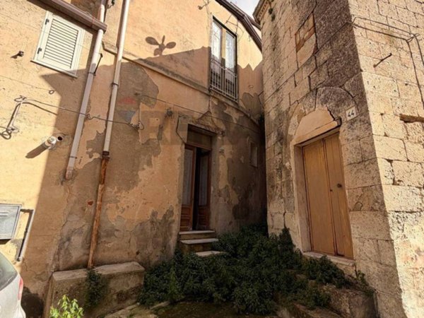 casa indipendente in vendita a Mussomeli