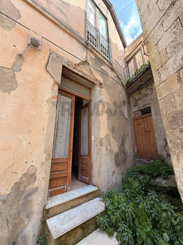 casa indipendente in vendita a Mussomeli