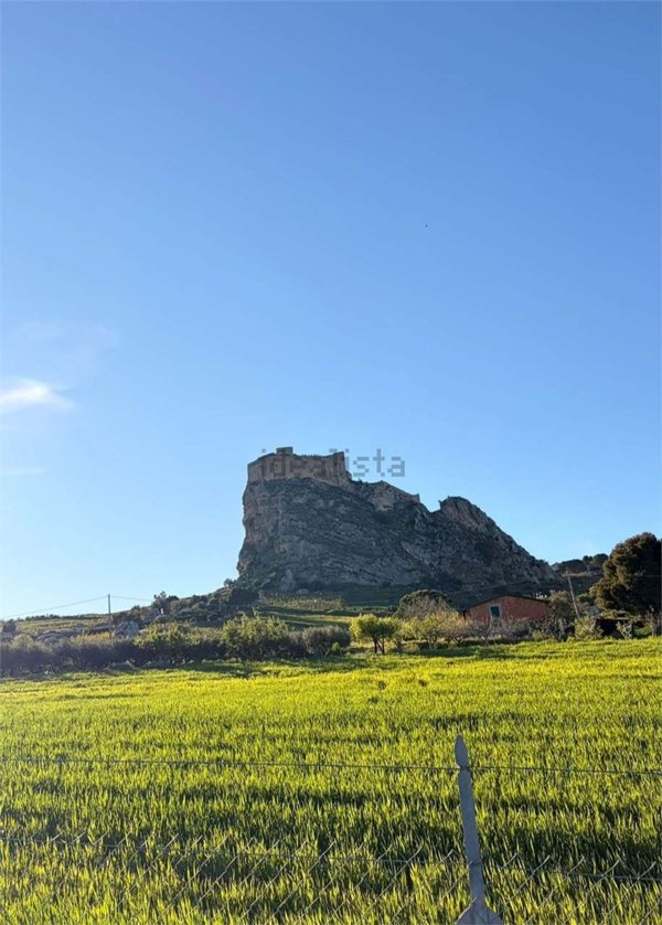 casa indipendente in vendita a Mussomeli