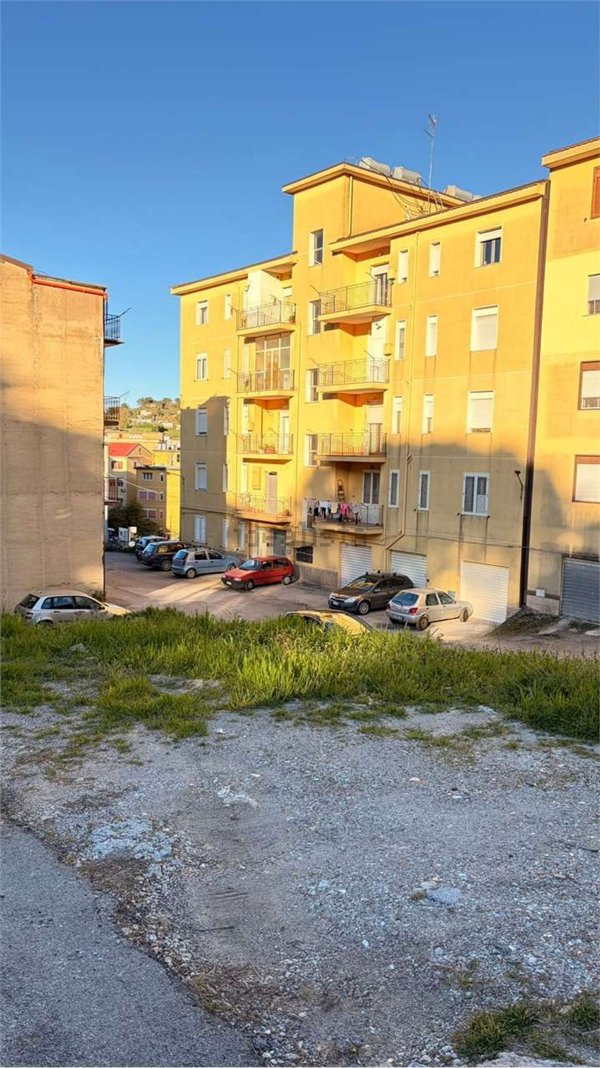 casa indipendente in vendita a Mussomeli