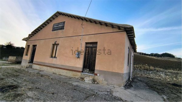 esavano in vendita a Mussomeli