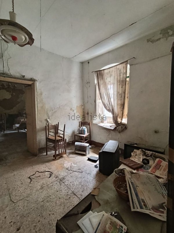 casa indipendente in vendita a Mussomeli