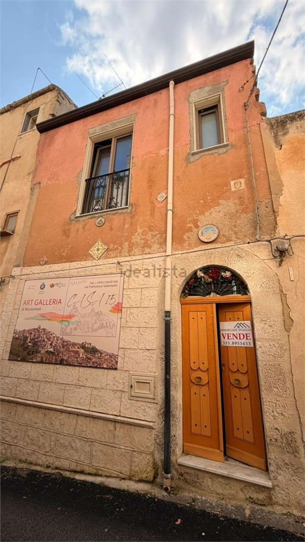 casa indipendente in vendita a Mussomeli