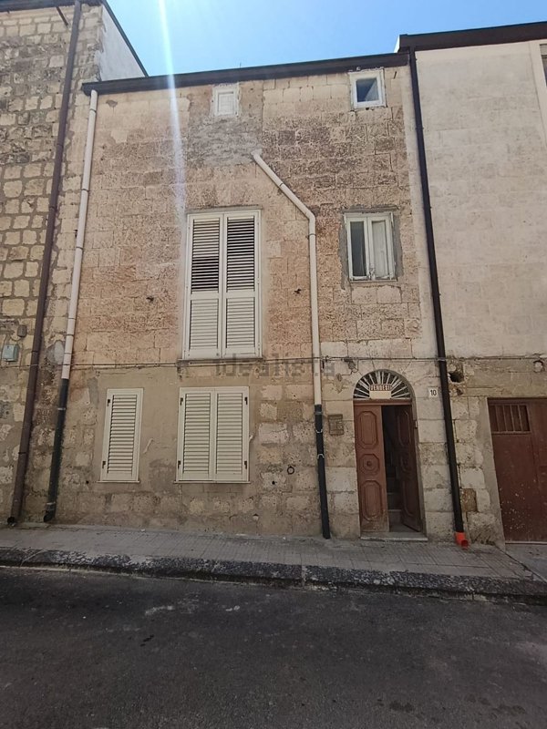casa indipendente in vendita a Mussomeli