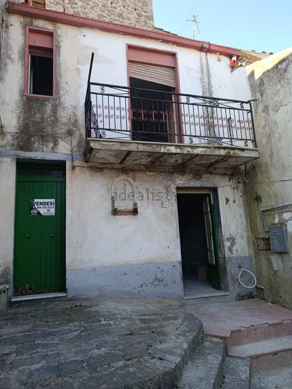 casa indipendente in vendita a Mussomeli
