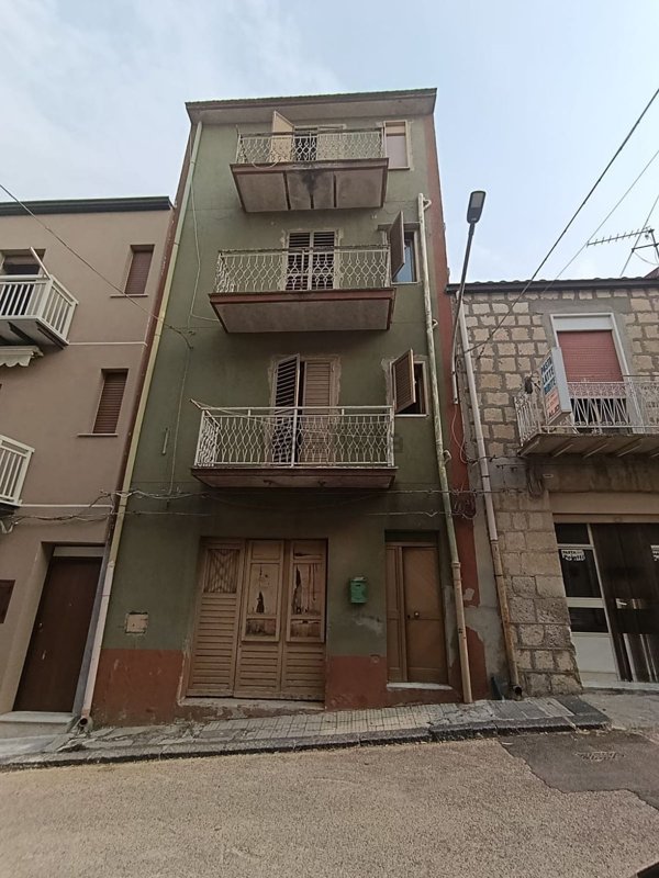 casa indipendente in vendita a Mussomeli