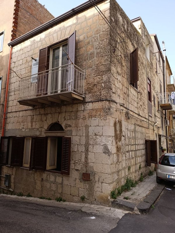 casa indipendente in vendita a Mussomeli