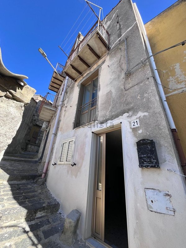 casa indipendente in vendita a Mussomeli