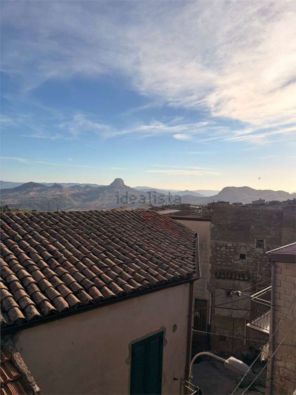 casa indipendente in vendita a Mussomeli