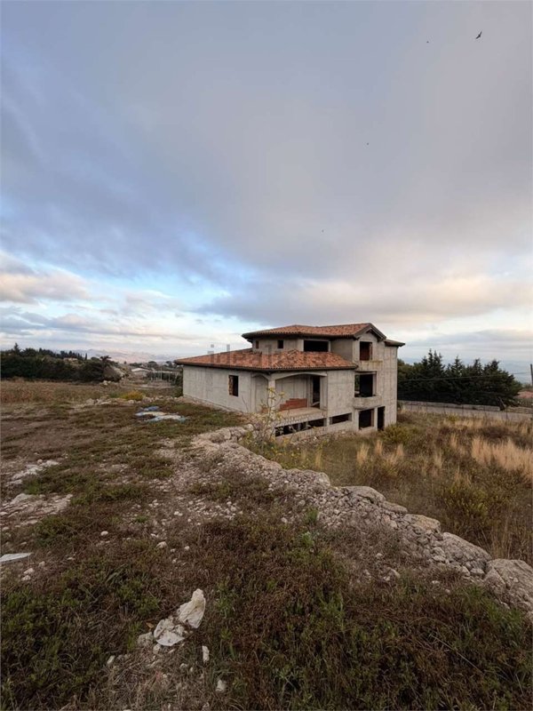 casa indipendente in vendita a Mussomeli