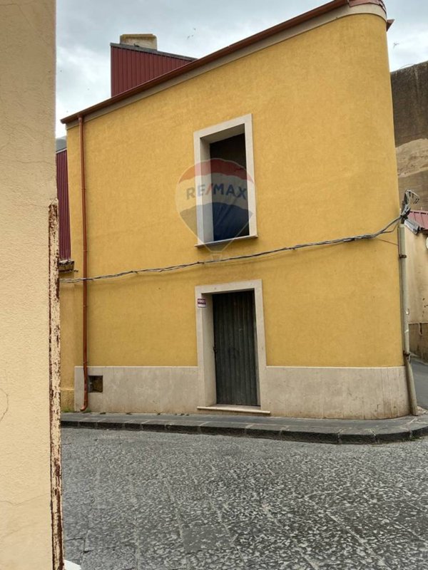 casa indipendente in vendita a Niscemi