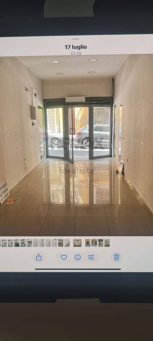 locale commerciale in vendita a Niscemi