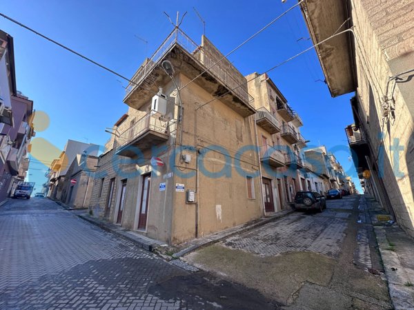 casa indipendente in vendita a Niscemi