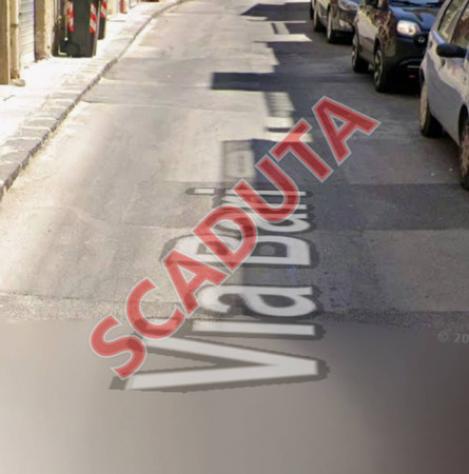 esavano in vendita a Niscemi
