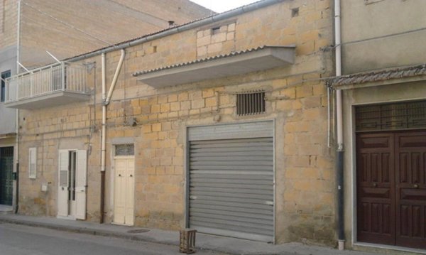 appartamento in vendita a Riesi