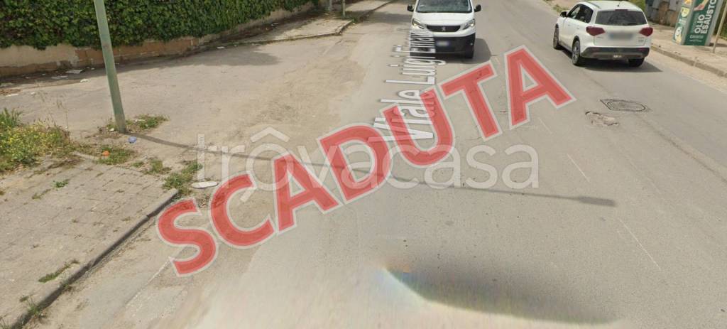 casa indipendente in vendita a Riesi