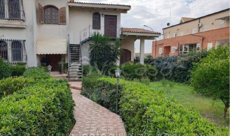 casa indipendente in vendita a Riesi