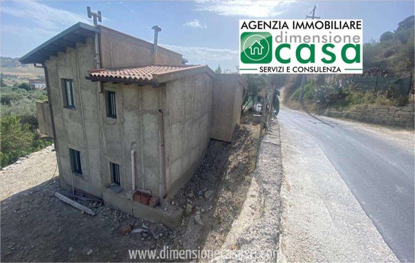 casa indipendente in vendita a San Cataldo