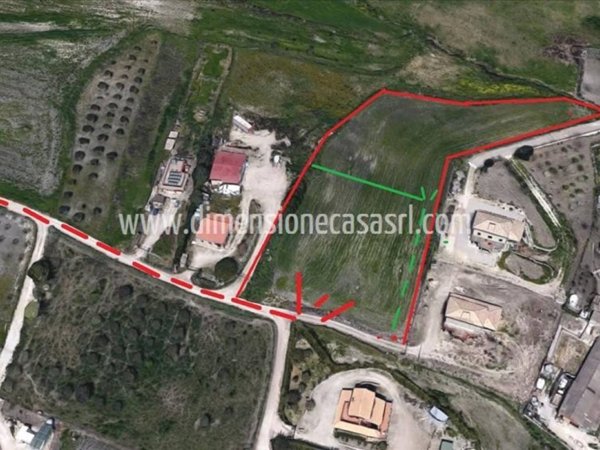 casa indipendente in vendita a San Cataldo