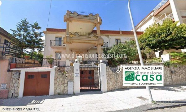 casa indipendente in vendita a San Cataldo
