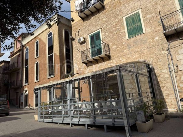 negozio in vendita a San Cataldo