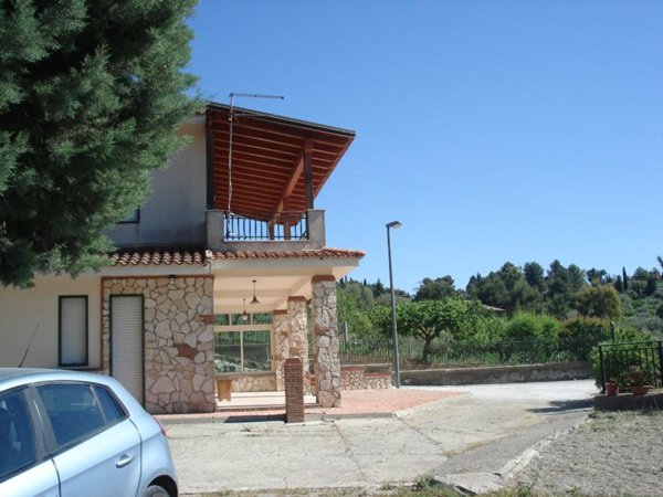 casa indipendente in vendita a San Cataldo