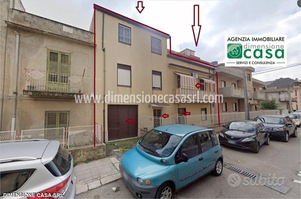 casa indipendente in vendita a San Cataldo
