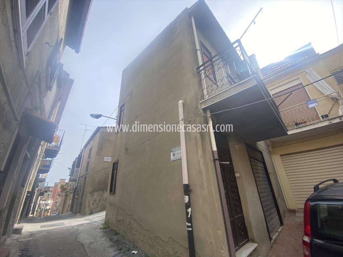 casa indipendente in vendita a San Cataldo