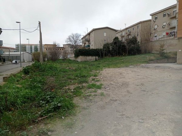 terreno edificabile in vendita a San Cataldo