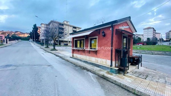 negozio in vendita a San Cataldo