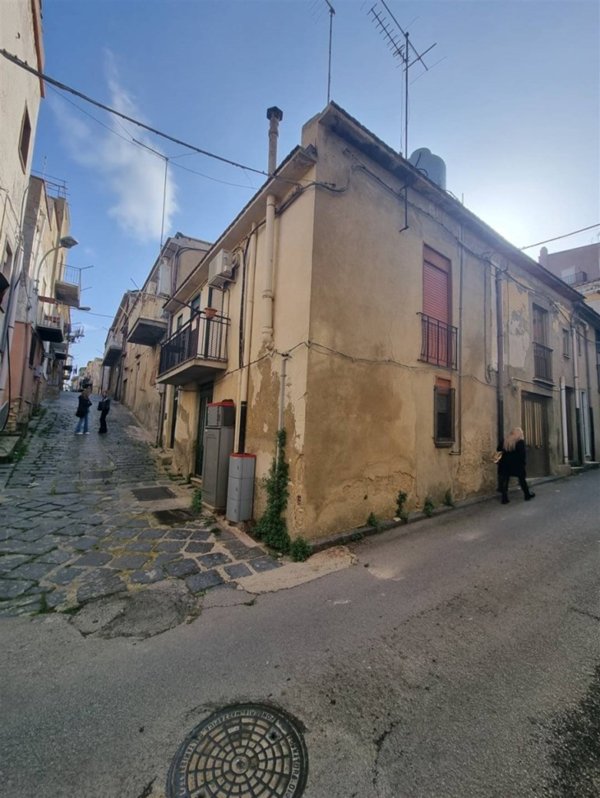 casa indipendente in vendita a San Cataldo