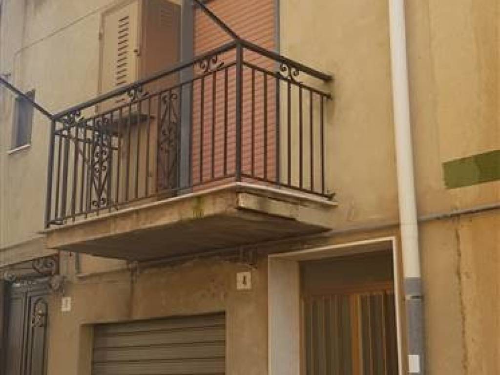 casa indipendente in vendita a San Cataldo