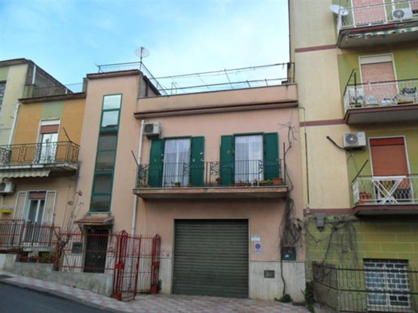 casa indipendente in vendita a San Cataldo