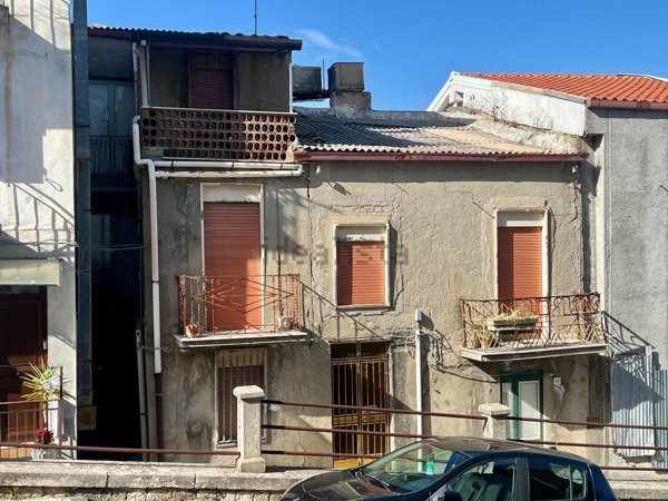 casa semindipendente in vendita a San Cataldo