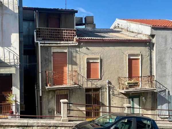 casa semindipendente in vendita a San Cataldo