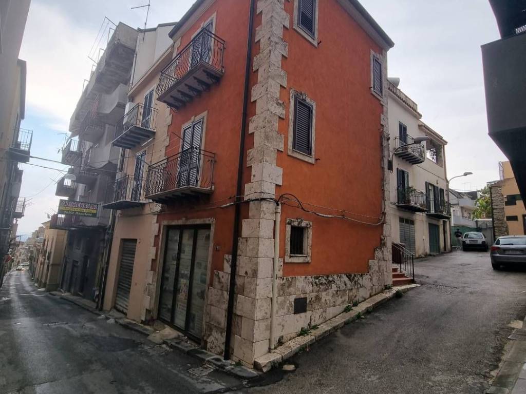 casa indipendente in vendita a San Cataldo