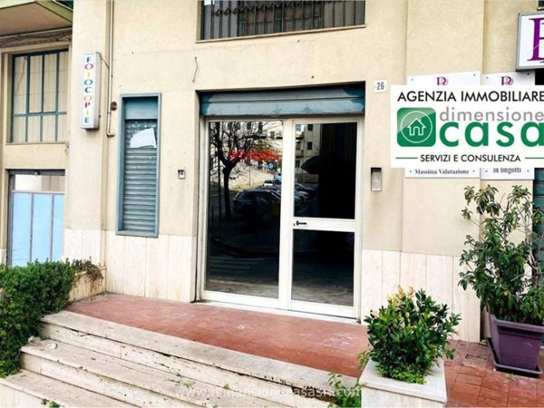 negozio in vendita a San Cataldo