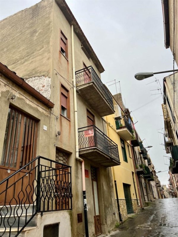 casa indipendente in vendita a San Cataldo