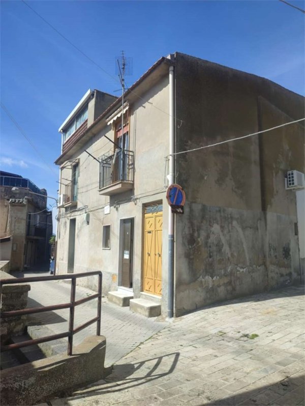casa indipendente in vendita a San Cataldo