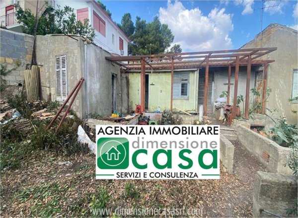 casa indipendente in vendita a San Cataldo
