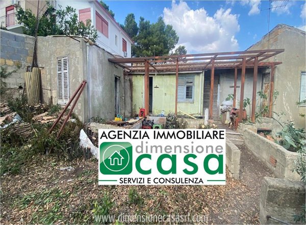 casa indipendente in vendita a San Cataldo