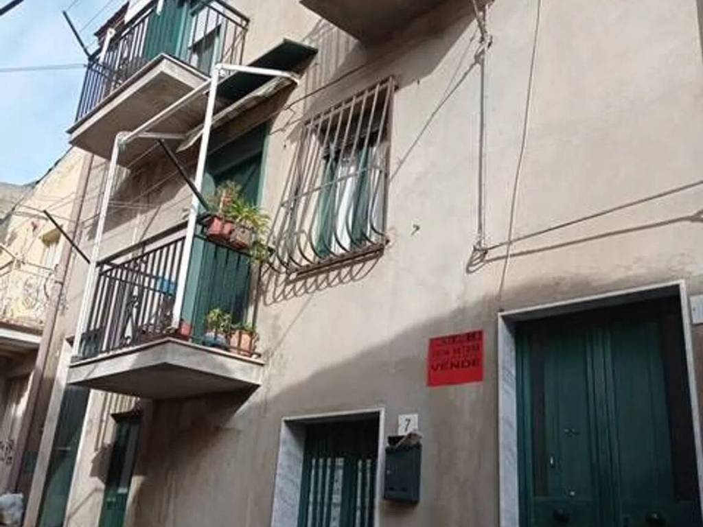 casa indipendente in vendita a San Cataldo