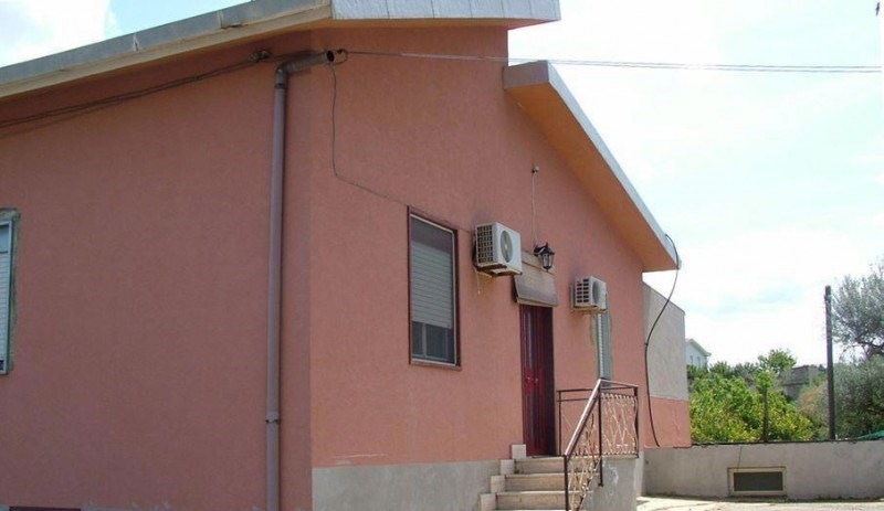 casa indipendente in vendita a San Cataldo