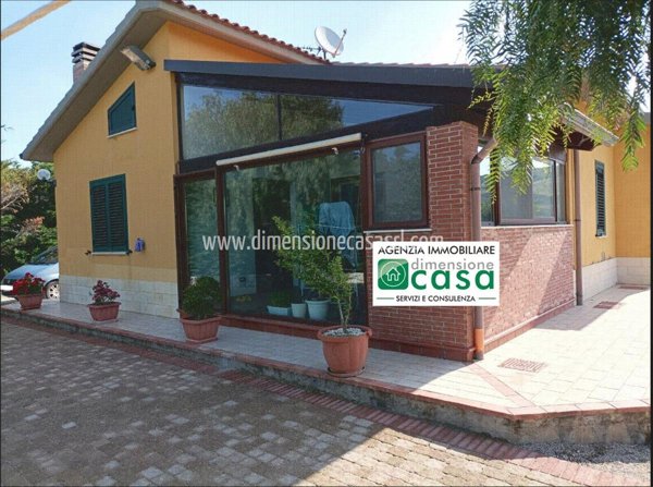 casa indipendente in vendita a San Cataldo