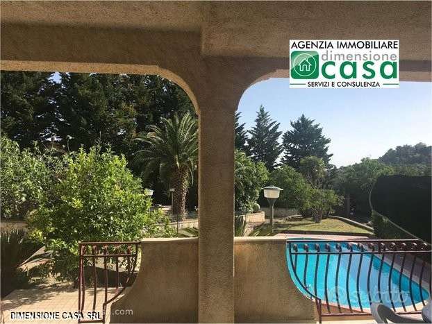 casa indipendente in vendita a San Cataldo