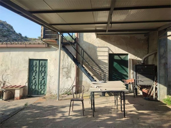 casa indipendente in vendita a San Cataldo