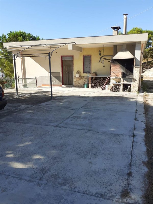 casa indipendente in vendita a San Cataldo