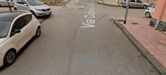 locale commerciale in vendita a San Cataldo