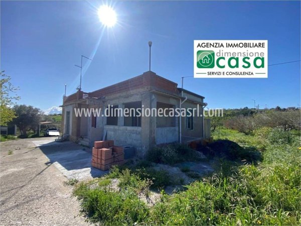 casa indipendente in vendita a San Cataldo